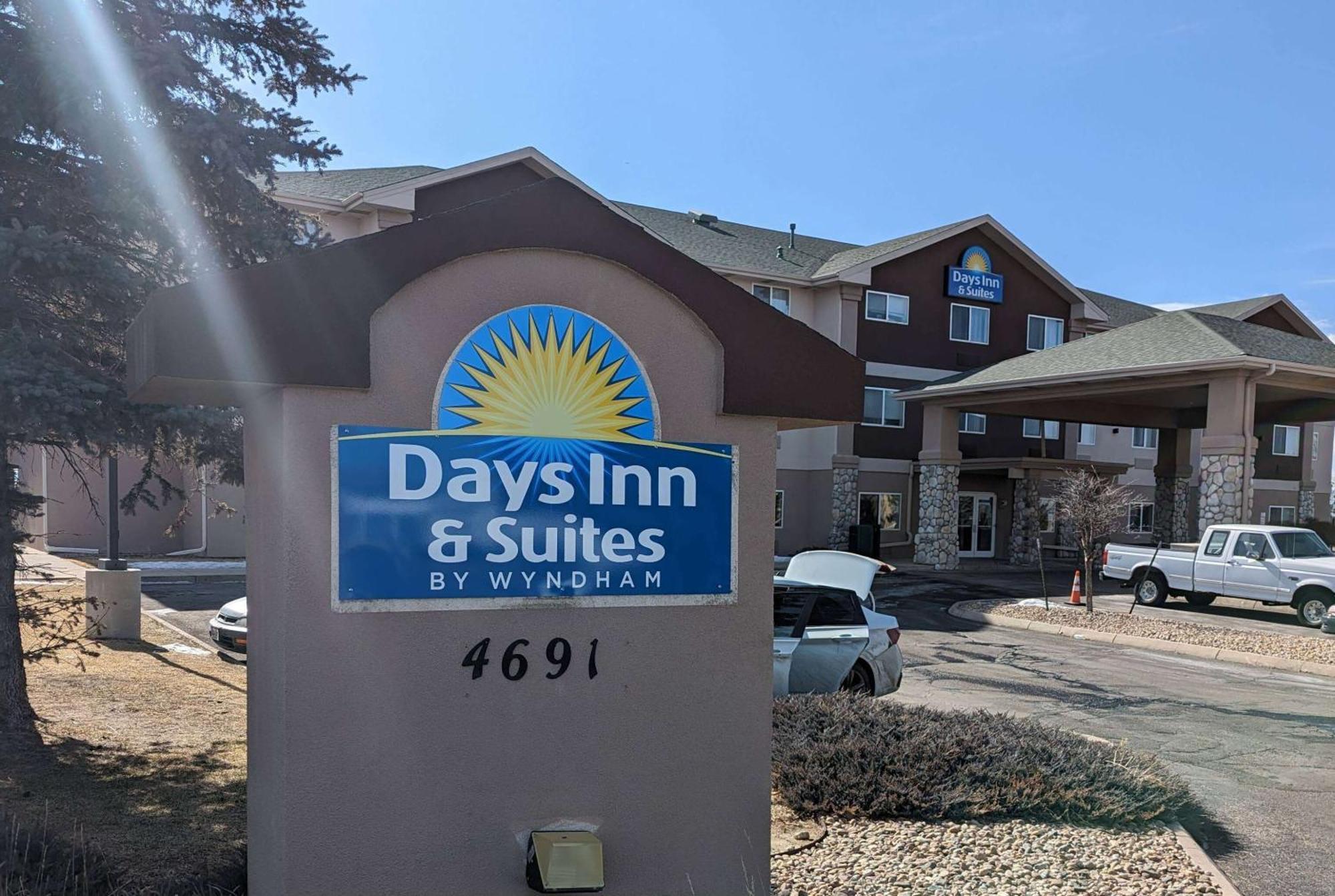 Days Inn & Suites By Wyndham Castle Rock Esterno foto