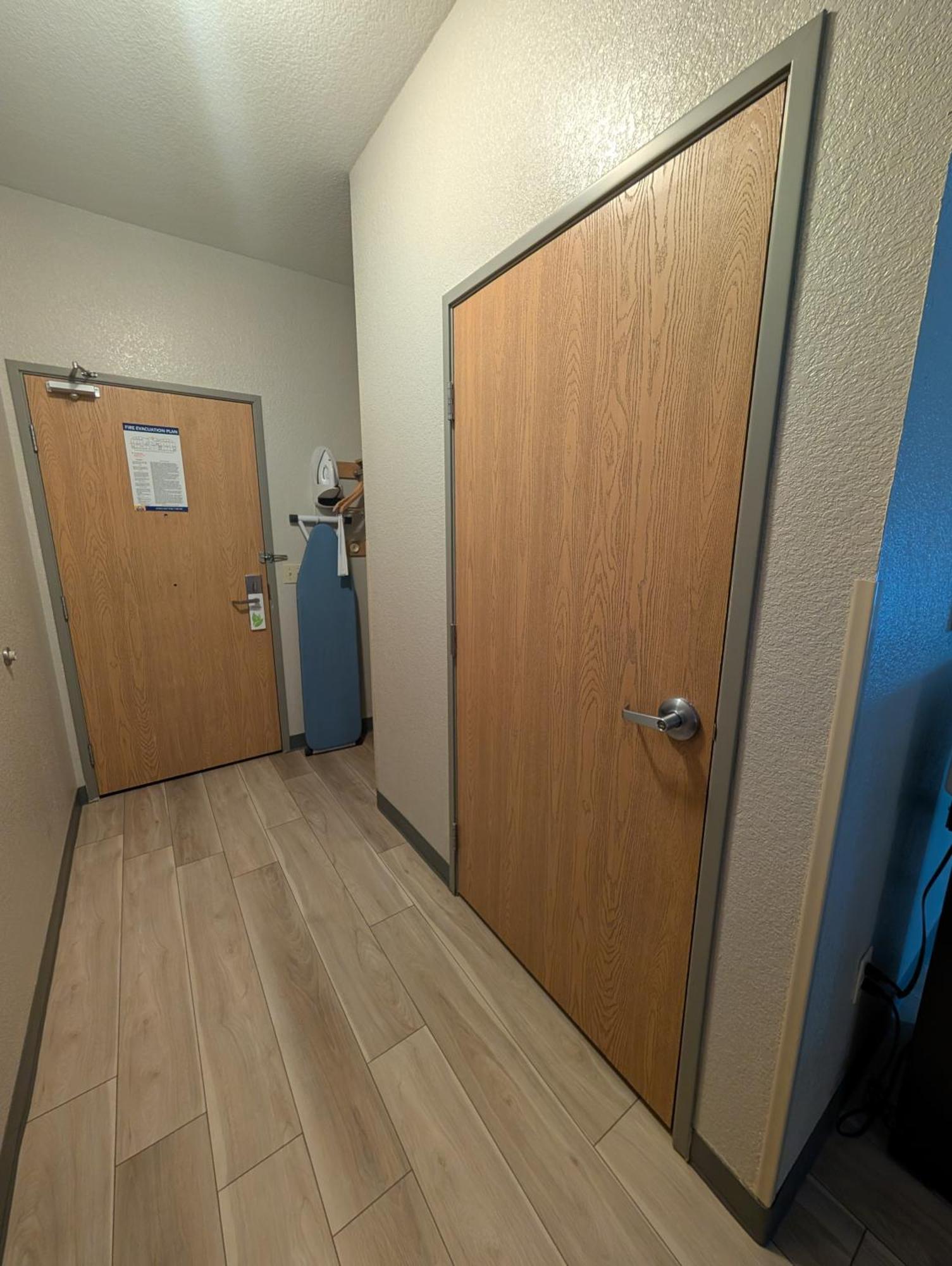 Days Inn & Suites By Wyndham Castle Rock Esterno foto