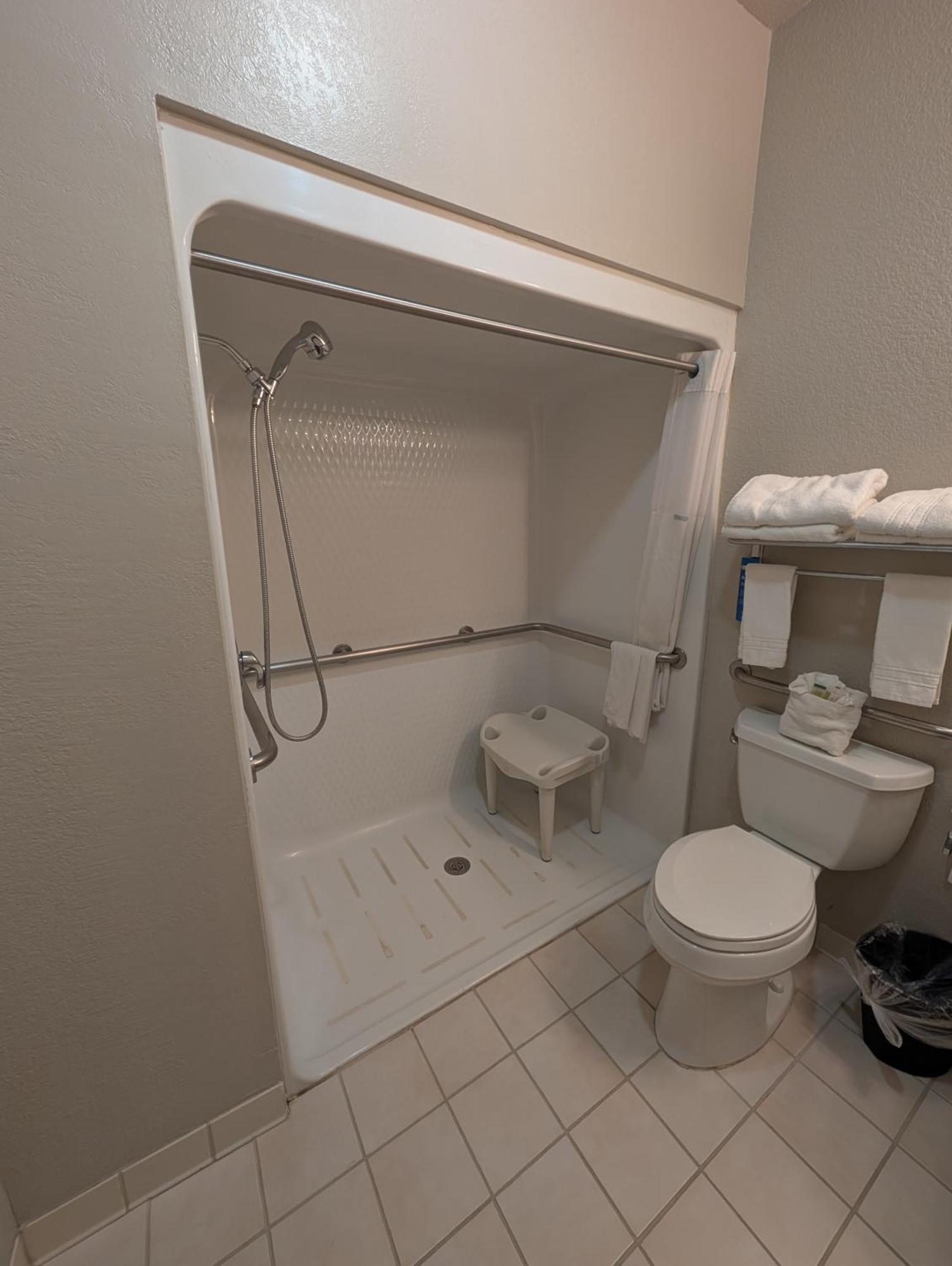 Days Inn & Suites By Wyndham Castle Rock Esterno foto