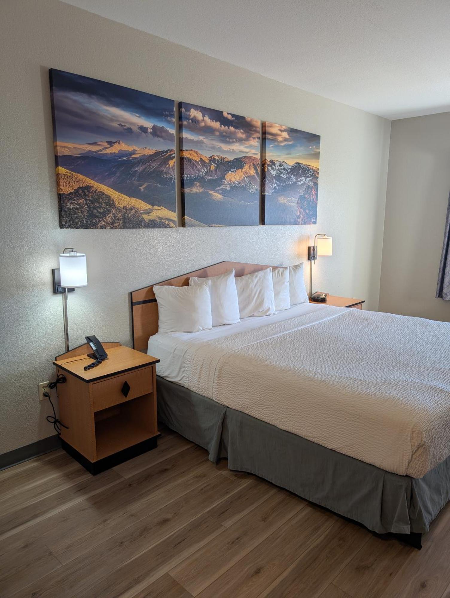 Days Inn & Suites By Wyndham Castle Rock Esterno foto
