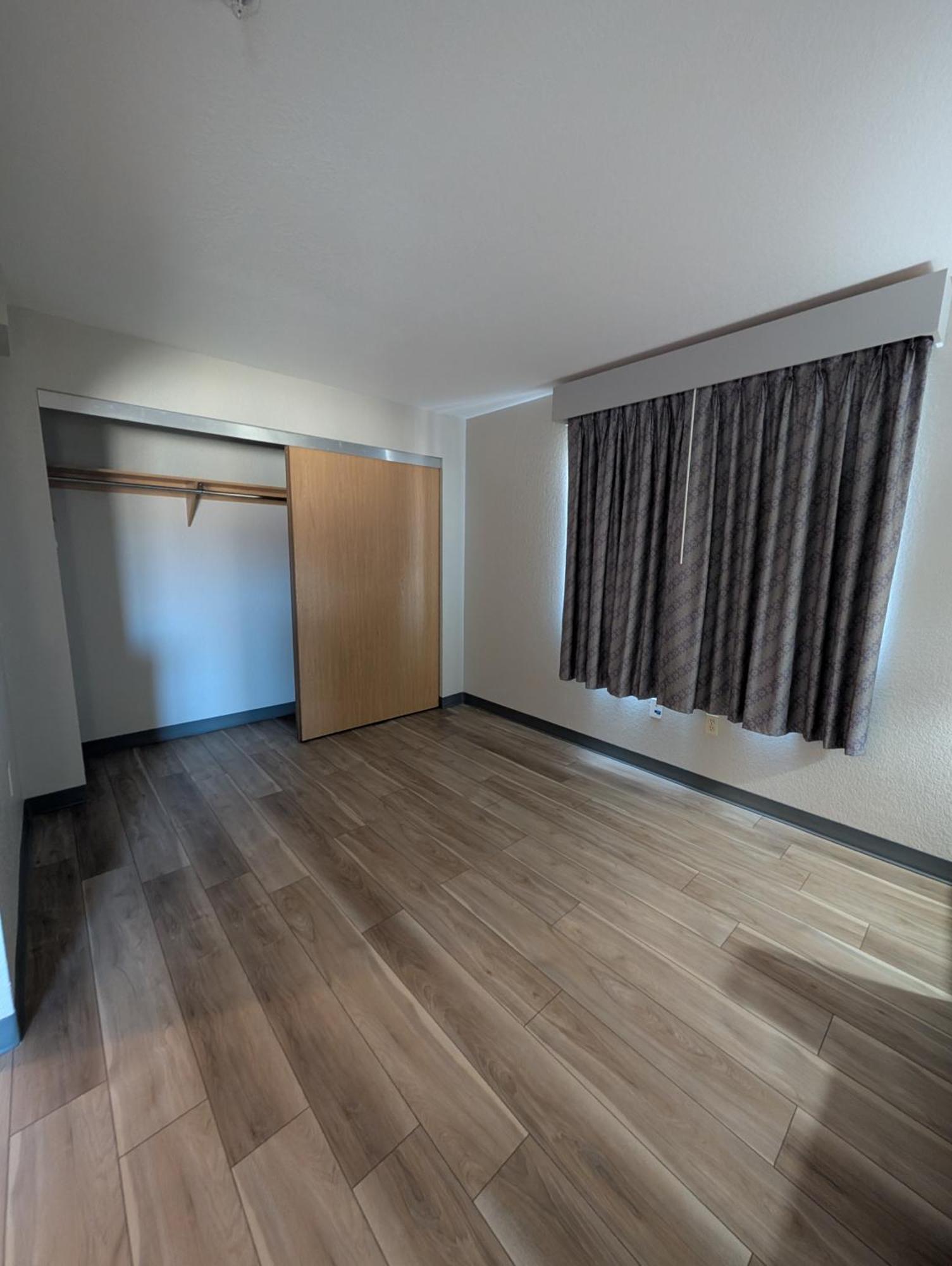 Days Inn & Suites By Wyndham Castle Rock Esterno foto