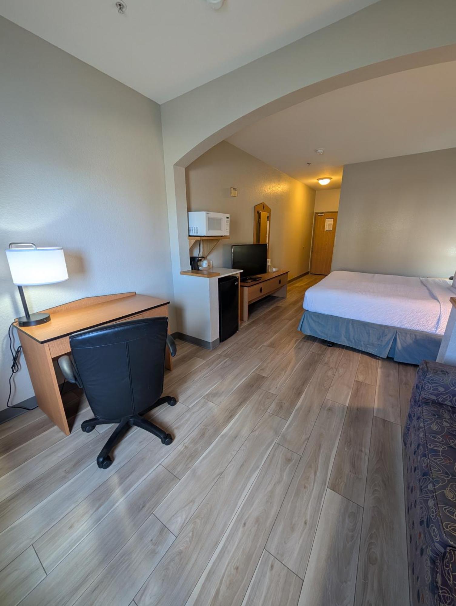 Days Inn & Suites By Wyndham Castle Rock Esterno foto