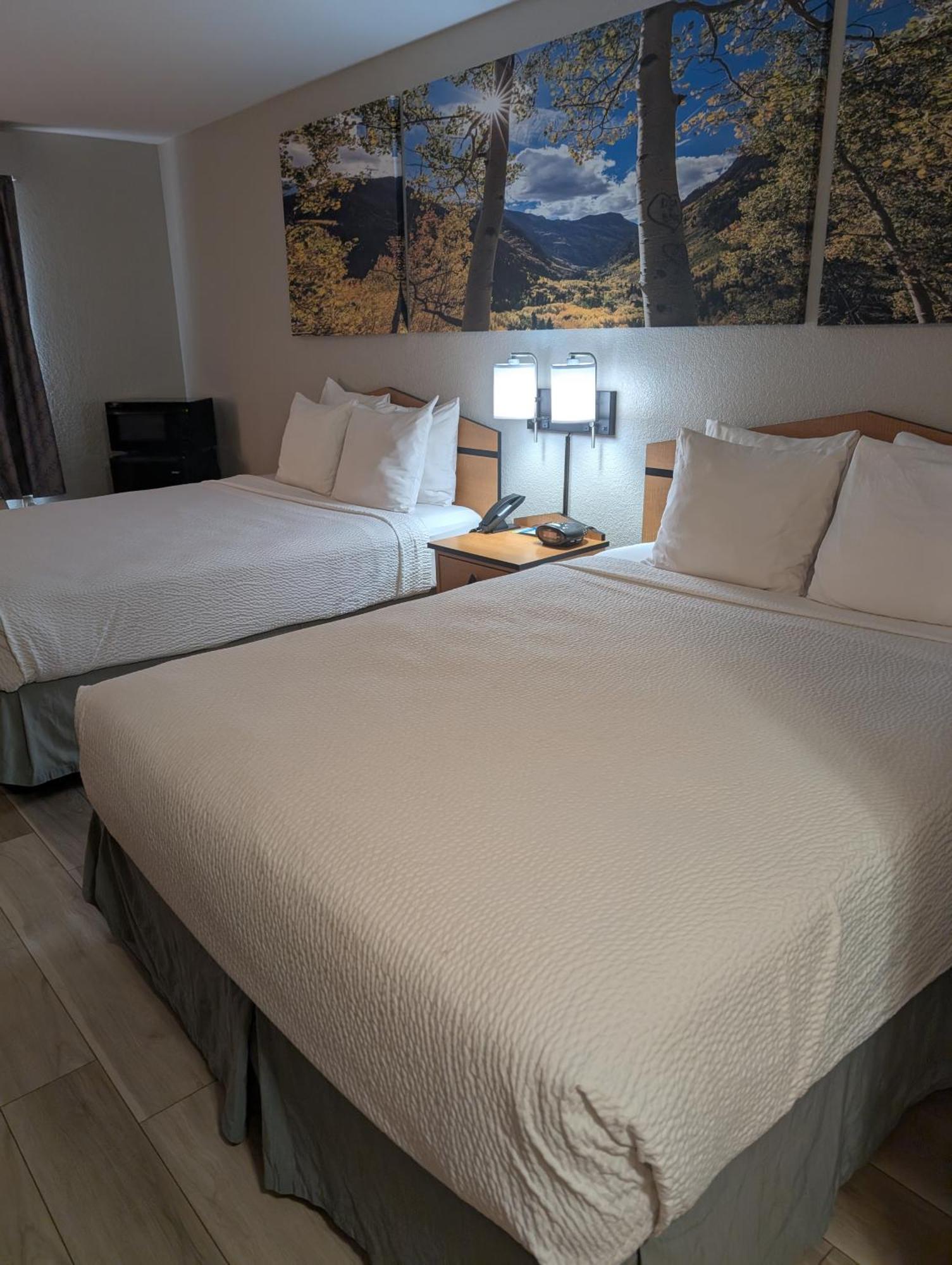 Days Inn & Suites By Wyndham Castle Rock Esterno foto