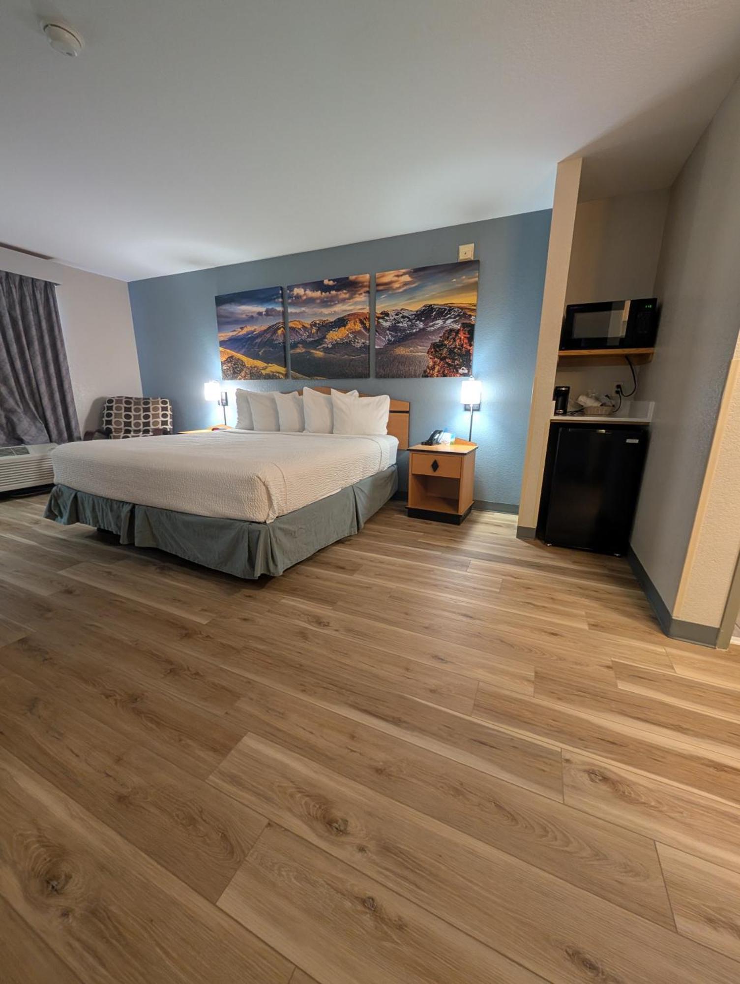 Days Inn & Suites By Wyndham Castle Rock Esterno foto